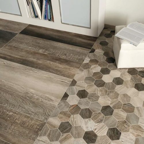 Dom Design Lab pavimento gres effetto legno combinazione a mosaico